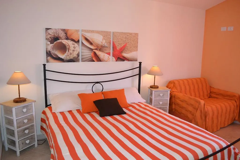 Apartments Mimose باديسي 0*,  إيطاليا