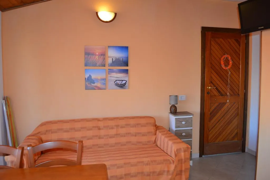 Apartments Mimose باديسي