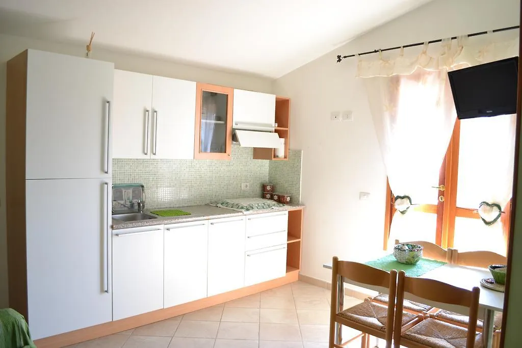 Apartments Mimose باديسي